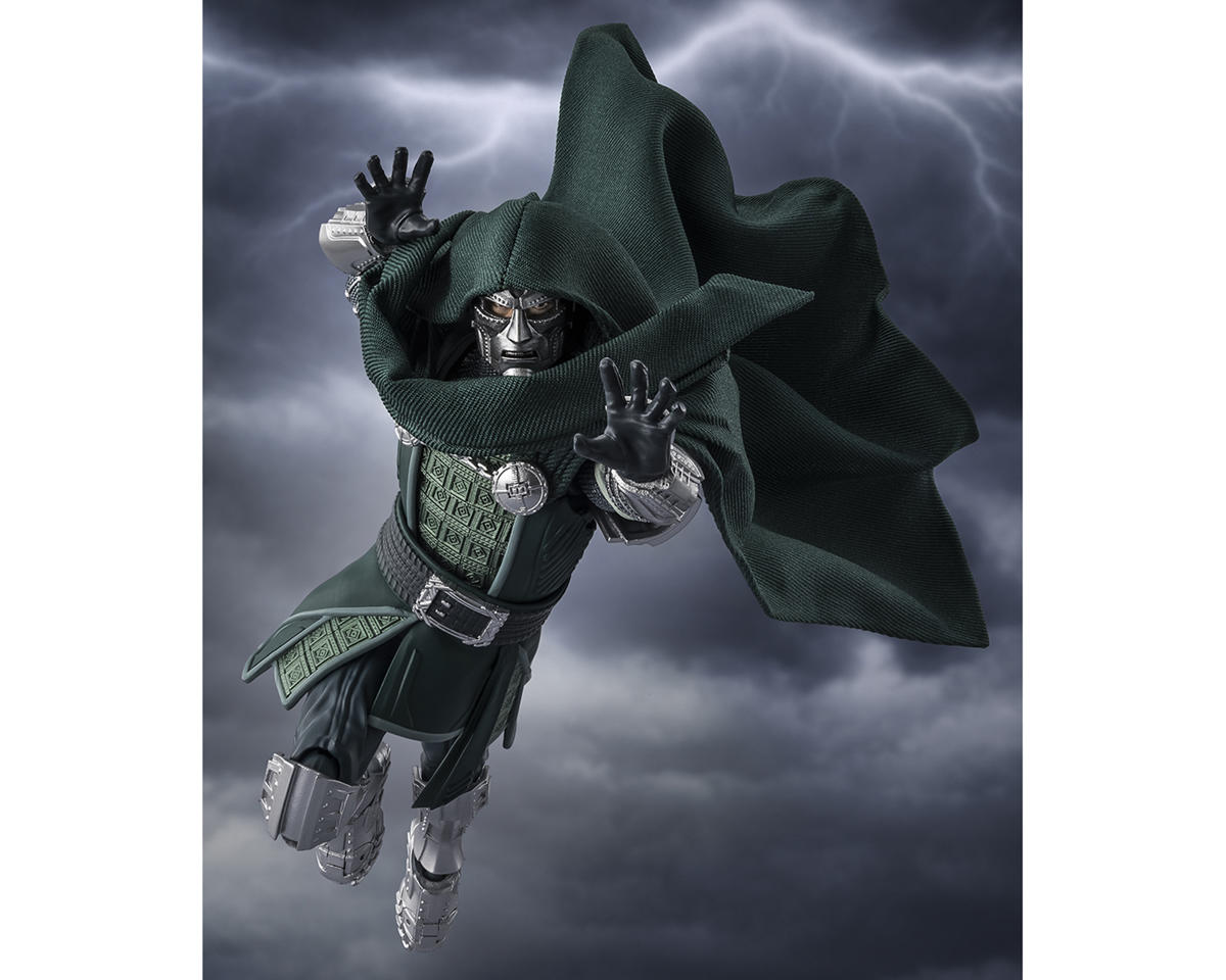 Bandai S.H. Figuarts Doctor Doom "Marvel Avengers: Doomsday" Action Figure