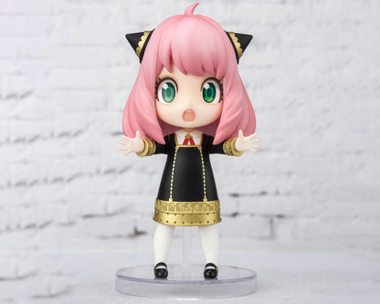 Bandai Tamashii Nations S.H. Figuarts Anya Forger "Spy x Family" Miniature