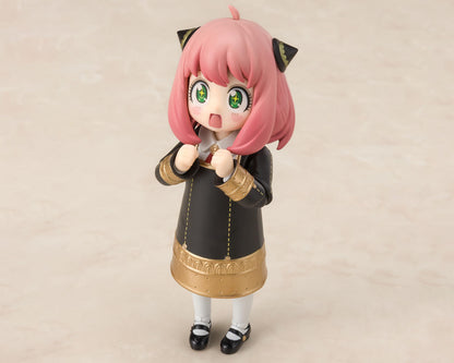 Bandai Tamashii Nations S.H. Figuarts Anya Forger "Spy x Family" Miniature