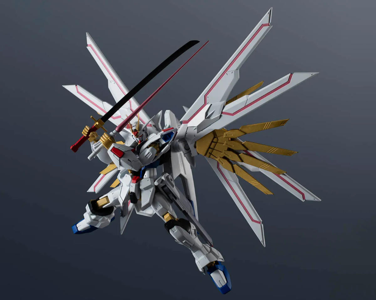 Bandai Gundam Universe Mighty Strike Freedom Gundam "Gundam SEED" Action Figure
