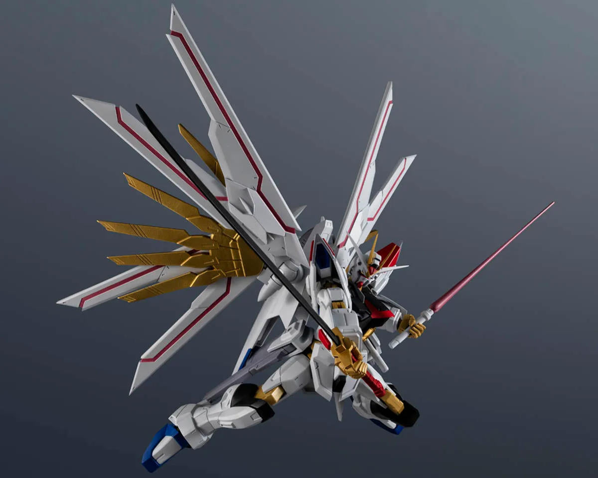 Bandai Gundam Universe Mighty Strike Freedom Gundam "Gundam SEED" Action Figure