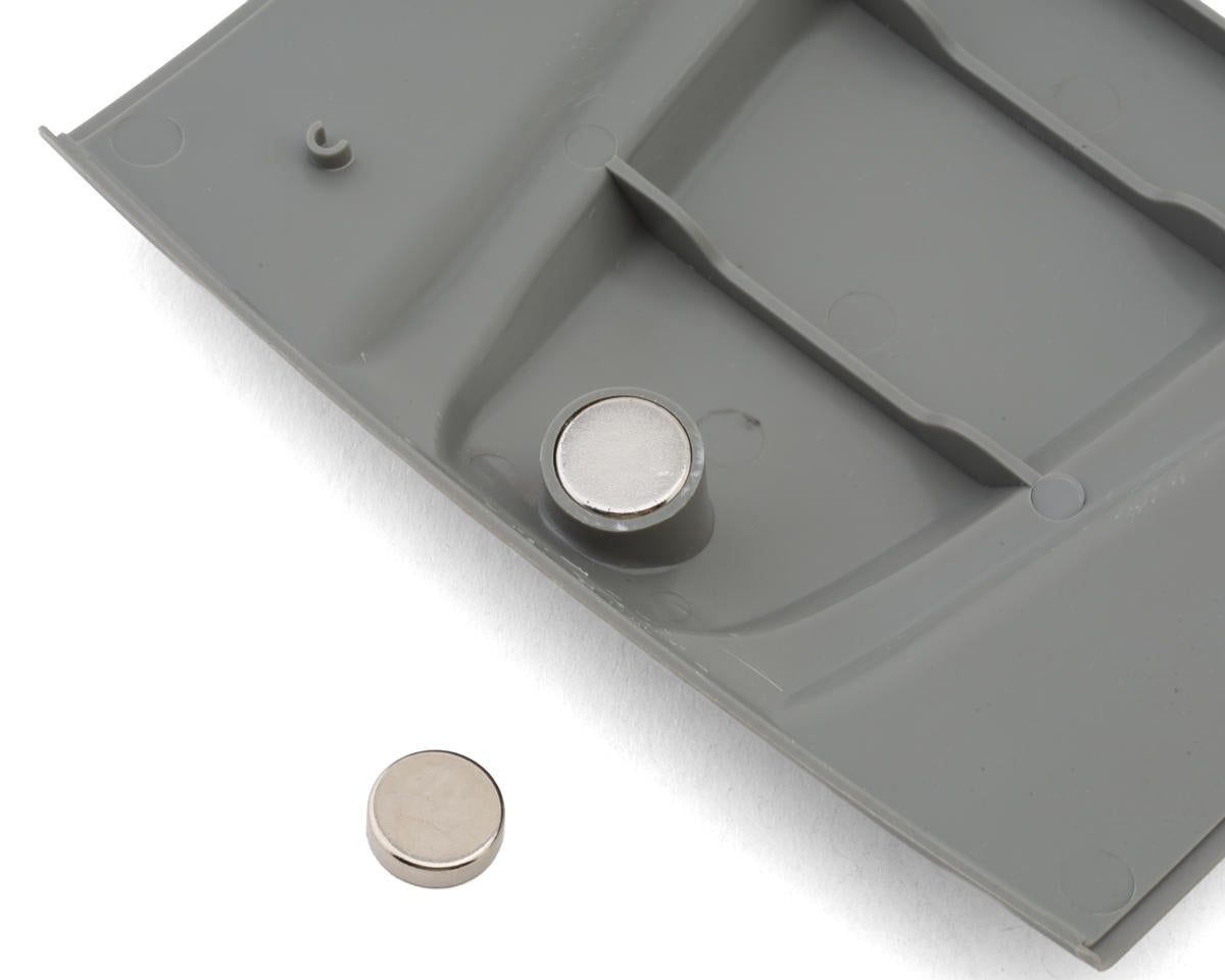 RC4WD 1985/87 Toyota Cowl Hood (Pickup/4Runner/XtraCab)