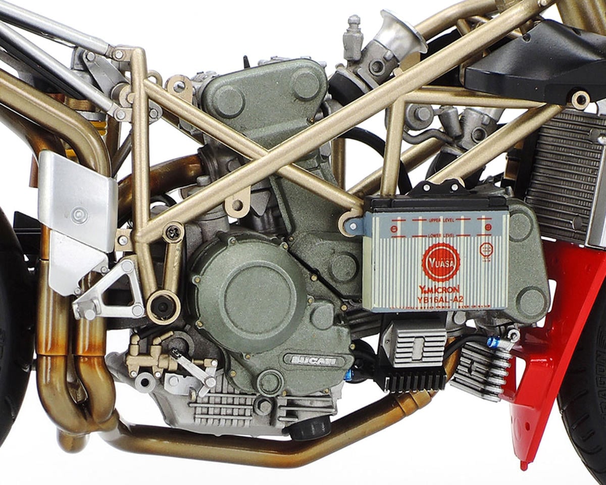 Tamiya 1/12 Ducati 916 Motorcycle Model Kit