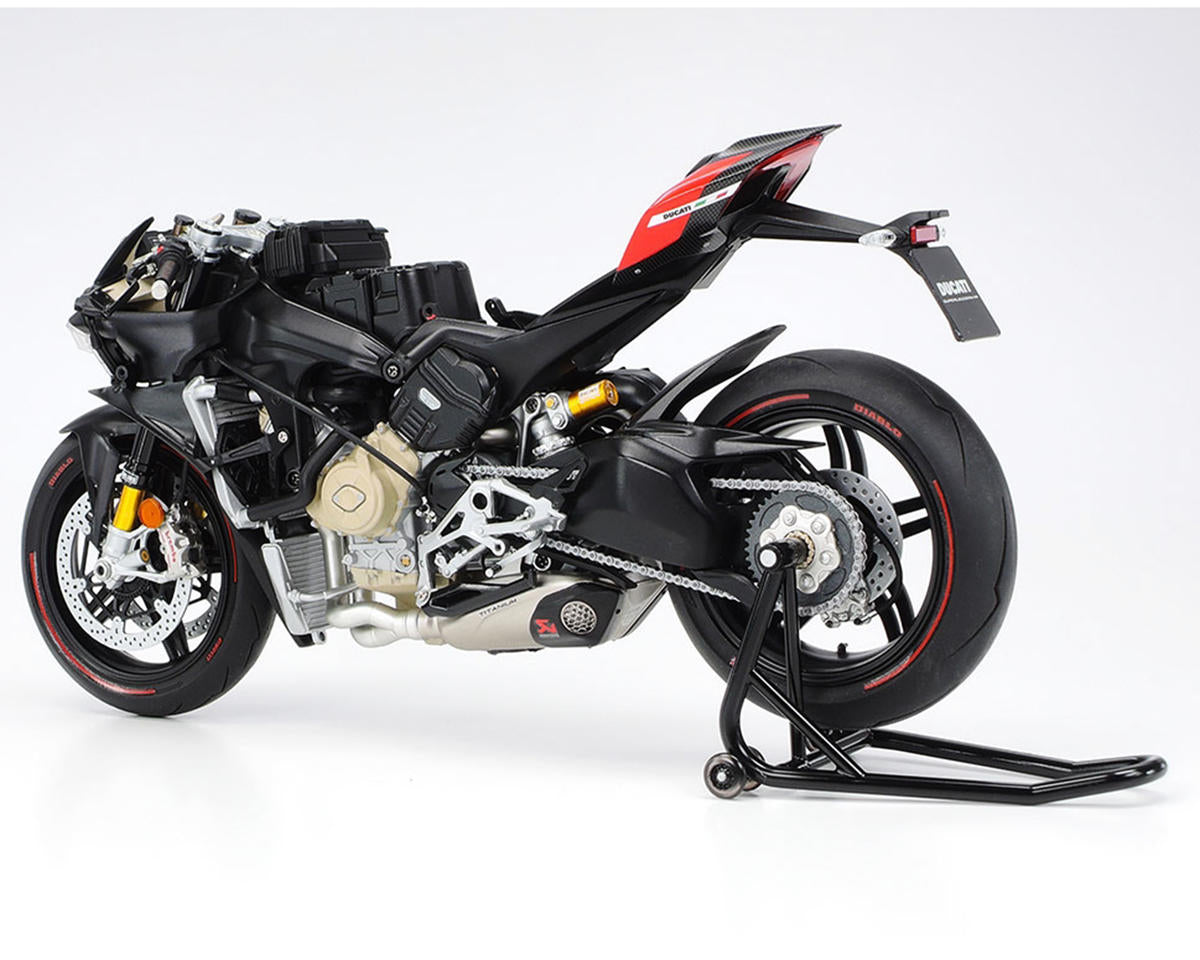 Tamiya 1/12 Ducati Superleggera V4 Motorcycle Model Kit