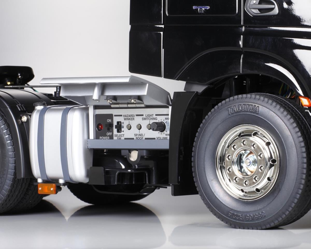 Tamiya 1/14 Mercedes-Benz Actros 3363 Semi Truck Kit (GigaSpace)